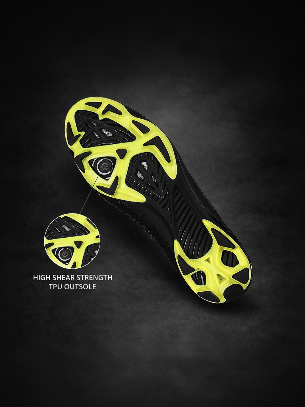 Dominator football shoes